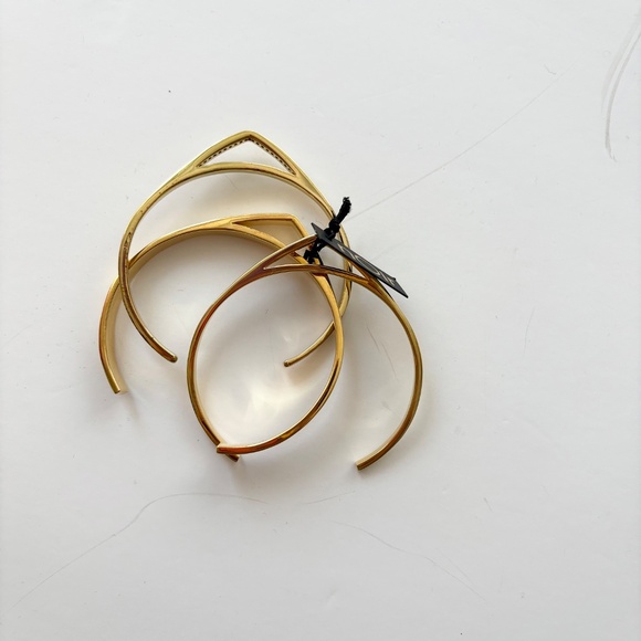 Noir NYC Sandra 3 cut out bracelet set - Picture 3 of 5